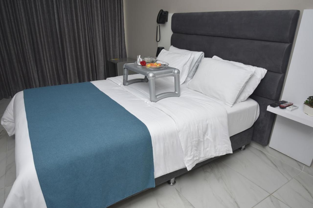 Or Hotel 94 Barranquilla  Exteriör bild