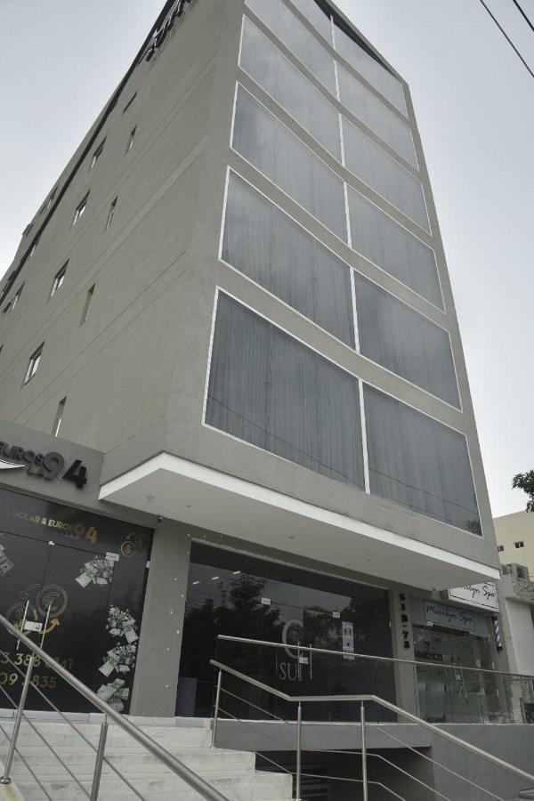 Or Hotel 94 Barranquilla  Exteriör bild